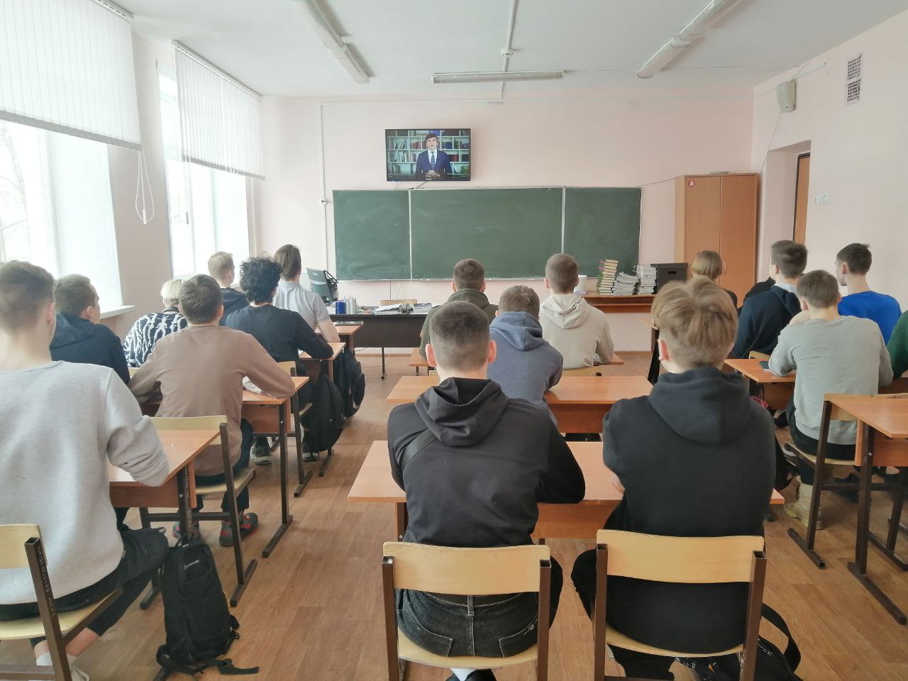  5221971794716639909 121